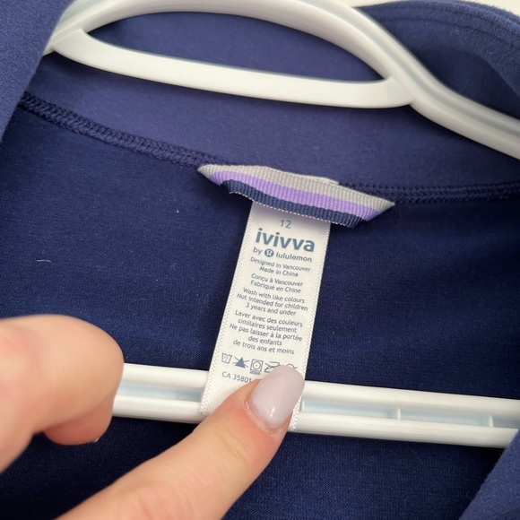 Ivivva Quarter Zip size 12 girls (fits XS womens) - Picture 2 of 4